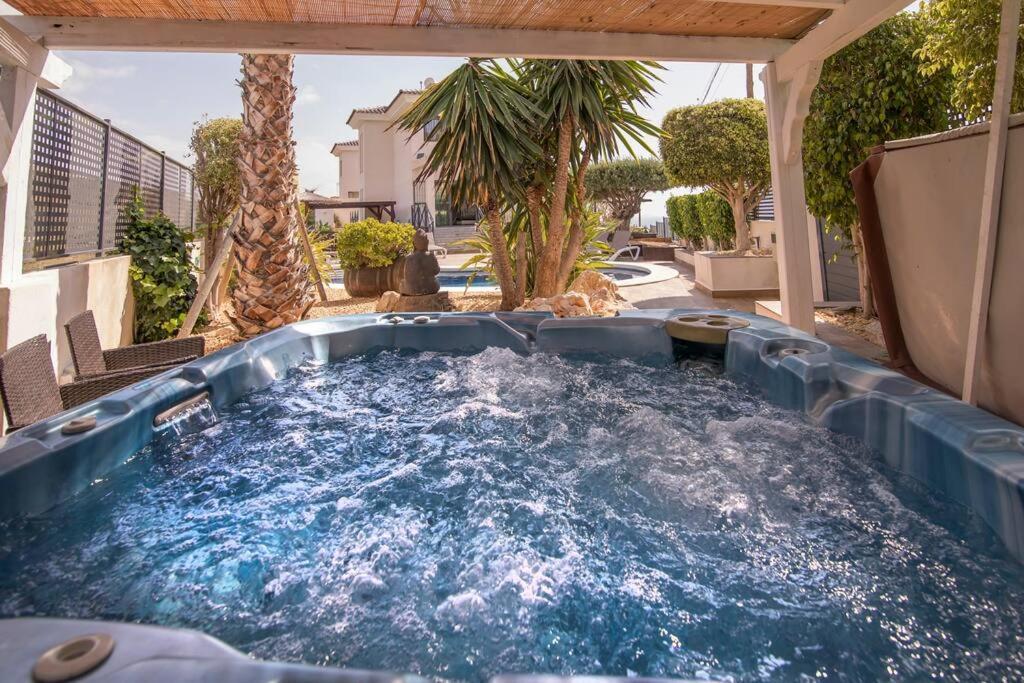 Villa Moderna Con Piscina El Campello Esterno foto